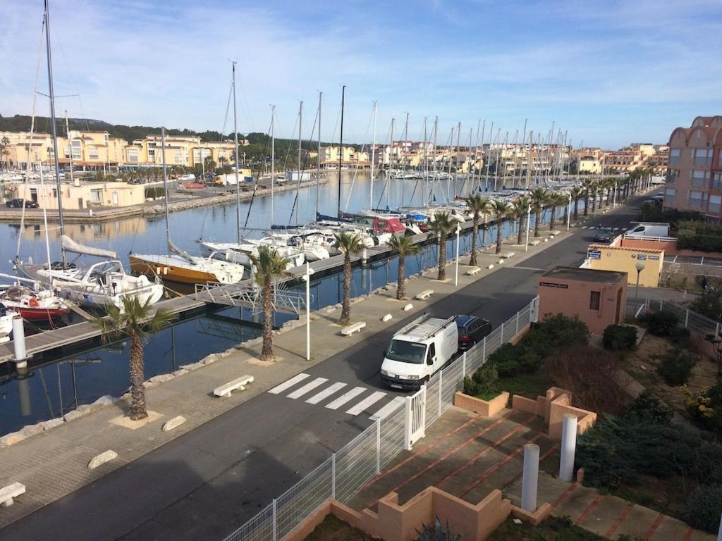 Gruissan Appartement Calme, Vue Sur Port De Plaisance -Clim, Empl.Parking ภายนอก รูปภาพ