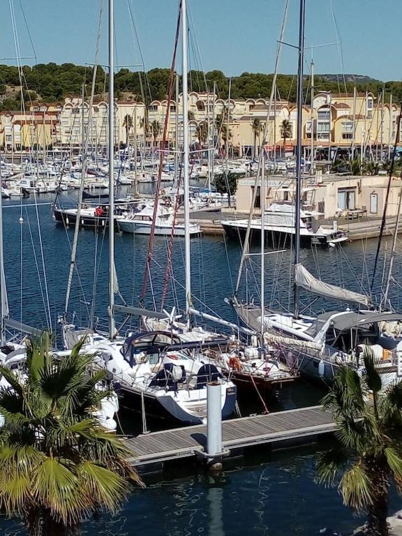 Gruissan Appartement Calme, Vue Sur Port De Plaisance -Clim, Empl.Parking ภายนอก รูปภาพ