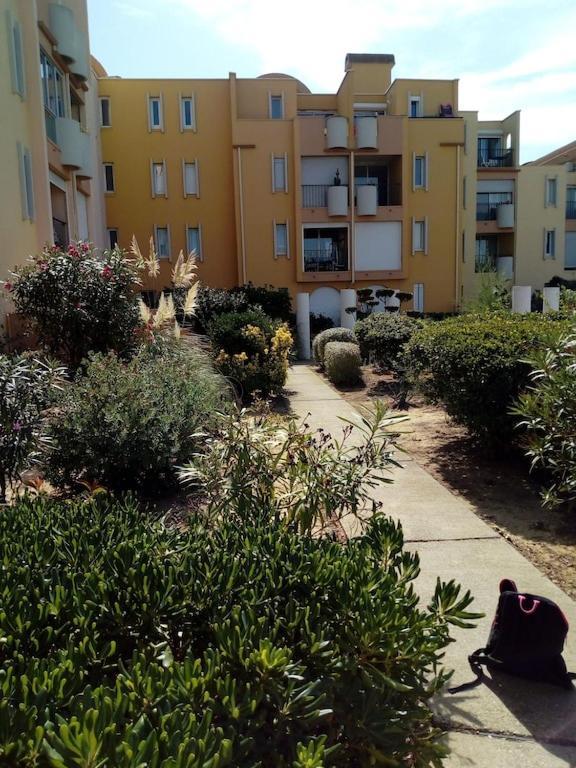 Gruissan Appartement Calme, Vue Sur Port De Plaisance -Clim, Empl.Parking ภายนอก รูปภาพ